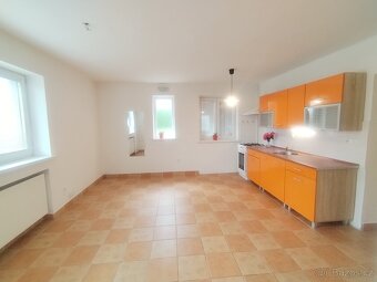 Byt 87m,zahrada200m, 2xbalkon,2+1/3+1 v RD,Ostrava Radvanice - 4