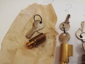 Zámek řízení sedla FAB Jawa ČZ kývačka pionýr 125 175 250 - 4