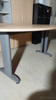 Kancelářský nábytek - 4