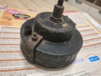 Tatra 600 tachometr - 4