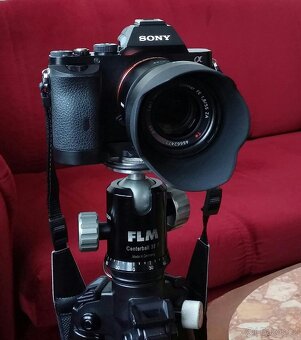 Sony Alpha 7 tělo a Zeiss 1,8/55mm - 4
