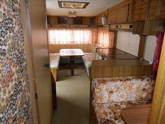 Dvouosý karavan Tabbert pro 7 osob - 4