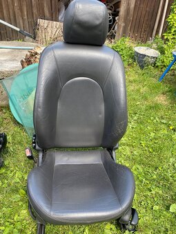 Ford puma sedačky. - 4
