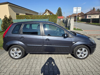 Ford Fiesta Connection, 1.6 16V Duratec, 116t najeto - 4