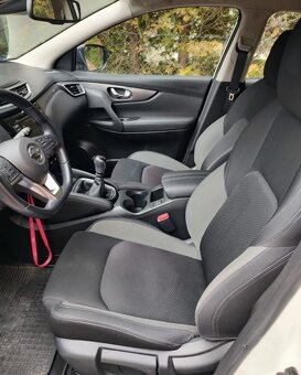 Nissan Qashqai 1.5 dCi N-Connecta - 4
