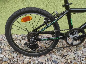Značkové dětské kolo CORE NIPPER 20" (černá/zelená) - 4