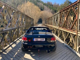 Honda CRX Delsol 1.6 Esi - 4