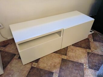 Skříňka IKEA pod TV - 4