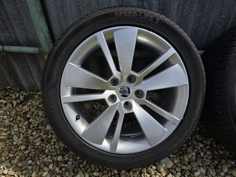 5x112 R18 Škoda Zenith Superb 3 235/45 R18 - 4