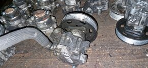 Servo cerpadlo Audi A6 4F 2.0 4f0145155e - 4