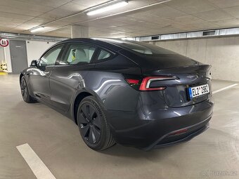 2024 Tesla Model 3 Long Range Dual Motor AWD Bílý interiér - 4