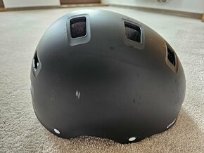 Skate helma - 4
