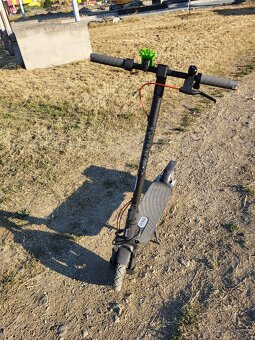 Elektrická koloběžka Xiaomi Electric Scooter 5 Pro GL - 4