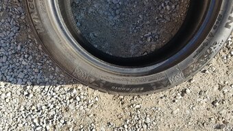 Zimní pneu 225/50R18 Nexen 7mm - 4