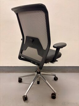 Kancelářská židle Vitra ID Mesh - 4