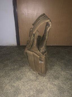 Airsoft vesta a helma - 4