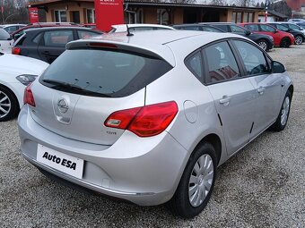 Opel Astra 1.6 CDTi , 81 kW nafta, 2015 - 4