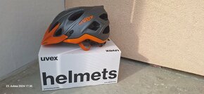 Cyklistická helma UVEX - 4