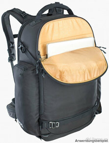 Nový batoh EVOC CP 35L Black - 4