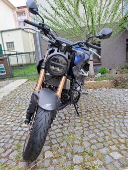 Honda CB300R - 4
