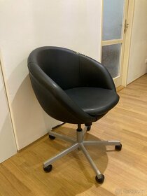 Křeslo / otočná židle SKRUVSTA – IKEA - 4
