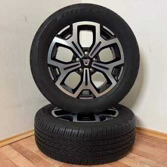 DACIA DUSTER 5x114,3 R17 ET50+LETNÍ 215/60R17 7/6mm - 4