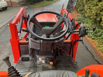 Japonský malotraktor Kubota GL241 s čelním nakl. - 4