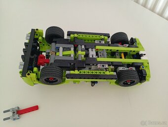 LEGO Technic 42138 Ford Mustang Shelby GT500 - 4
