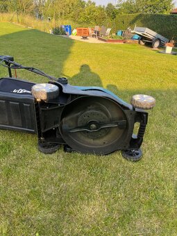 AKU sekačka Makita DLM 432 Z - 4