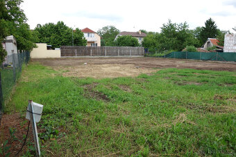 Zasíťovaný stavební pozemek 1004m2 Český Brod,Praha 30min - 4