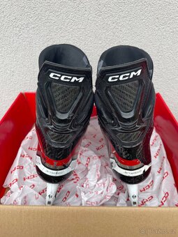 Hokejové brusle CCM Jestpeed FT6 Pro - 4