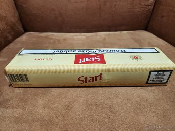 Retro kartón cigaret ŽLUTÉ START bez filtru - 4