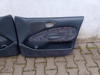 Tapecy Ford Escort 96- - 4