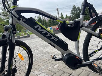 28" VÝKONNÉ TREKINGOVÉ, málo jeté, po servisu, 45km/h - 4