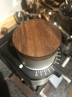 Mlýnek na kávu Kafatek Monolith MC1 2017 - 4