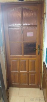 Dřevěné dveře s futry 90L,80P - 4