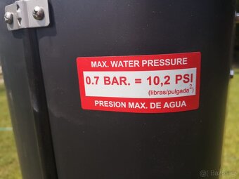 Na prodej krmítko pro prasata (krmení, krmítka, krmítko) - 4