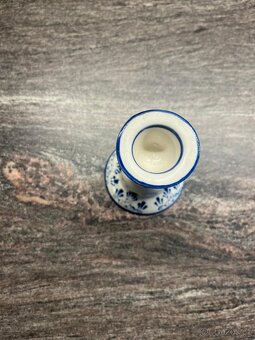 Zdobený porcelánový svícen - 4