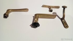 Starý šicí stroj BOBBIN. - 4