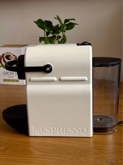 Bílý kávovar Nespresso Krups XN100 - 4