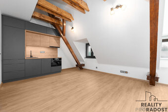 Apartmán 2+kk v nově vybudovaném resortu, Rejhotice, Loučná - 4