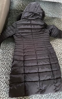 Péřová bunda Armani, dlouhá, vel M/L - 4