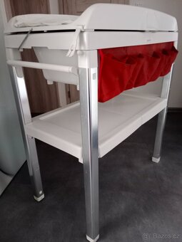 Přebalovací pult s vaničkou - 4