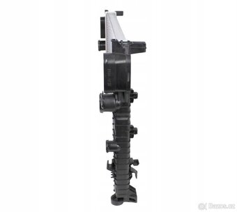 Chladič vody Mercedes W211 2002- - 4