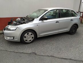 Škoda Rapid spaceback , liftback - sedan 1.2 tsi - 4