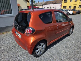 Toyota Aygo 1.0 Klimatizace Parkovací senzory - 4