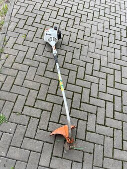 křovinořez STIHL - 4