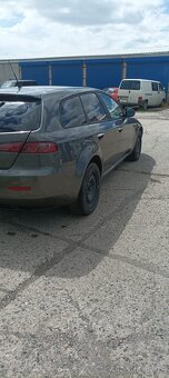 Alfa Romeo 159 1.9 JTDm 110 kW – na ND nebo opravu - 4