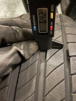 Sada 4ks letni pneu Michelin 215/60/17 85% - 4