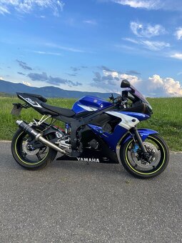 Yamaha YZF R6 - 4